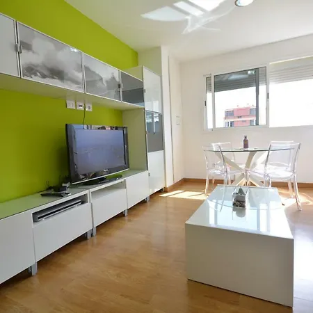 Céntrico ático 2 Dormitorios Gran Solárium Privado Apartamento *